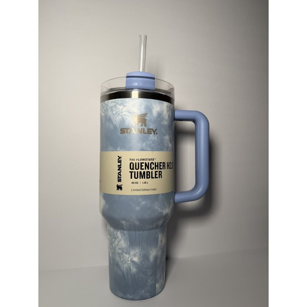 Stanley X Target Exclusive OCEAN BLUE TIE DYE Flowstate Quencher Tumbler NWT